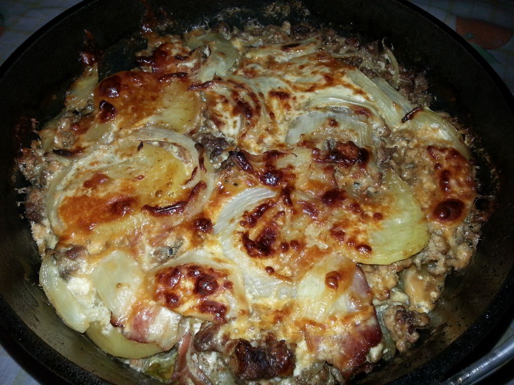 DO Rezepte: Kartoffelgratin (mit Hackfleisch) aus dem Dutch Oven